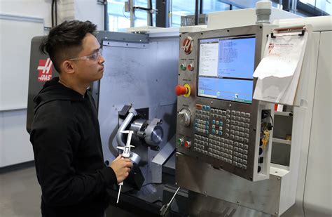 cnc lathe machine training|free cnc machine operator training.